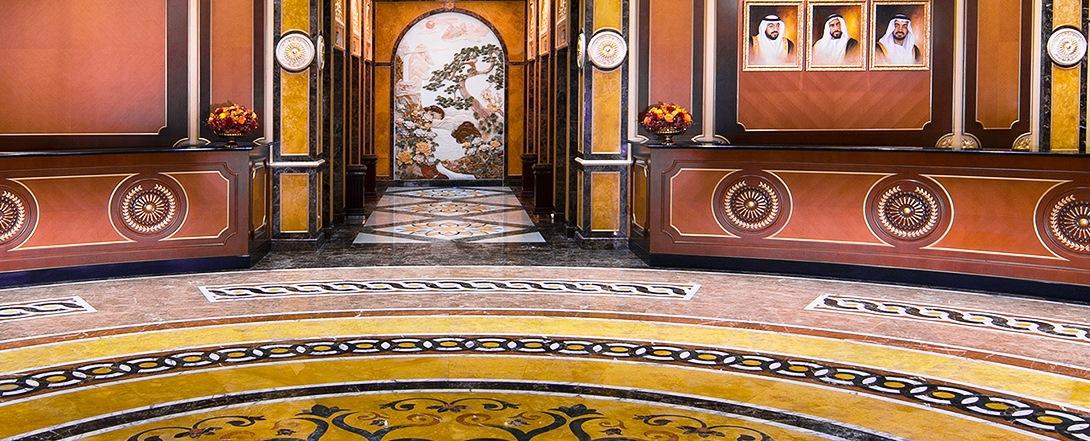 Royal Rose Abu Dhabi, A Curio Collection By Hilton Affiliated Hotel Exterior photo Lobby