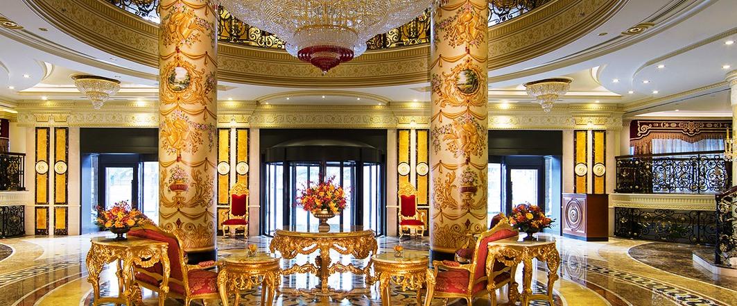 Royal Rose Abu Dhabi, A Curio Collection By Hilton Affiliated Hotel Exterior photo Lobby